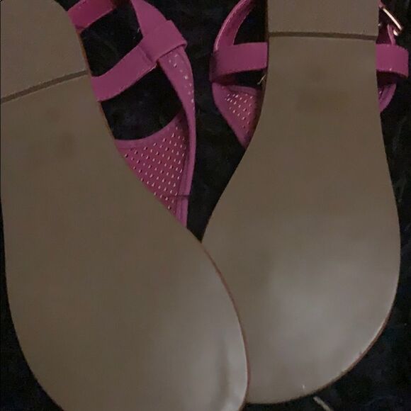 Fuchsia pink sandals   - Picture 3 of 3